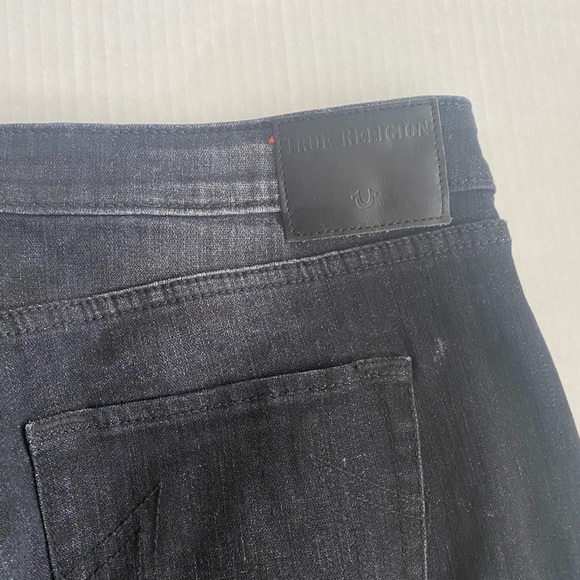 TRUE RELIGION Feathered Black Jennie Curvy Ankle Embellished Jeans Size 32 - Picture 12 of 16